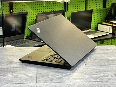 Lenovo Thinkpad E14 39